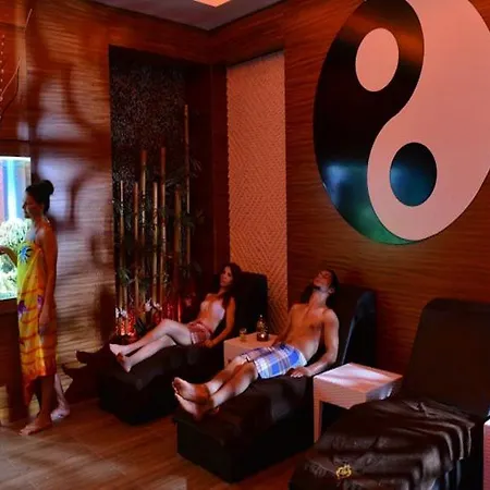 Azura Park Tourism Complex Apartament
